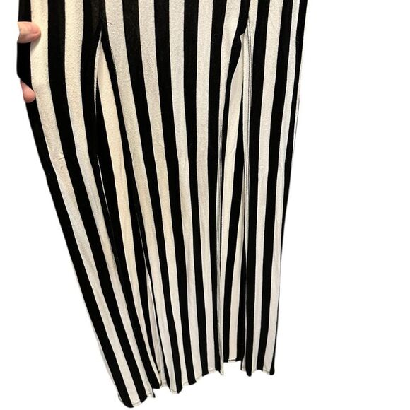 EUC Wet Seal Women’s Black White Striped Sleeveless Maxi Dress Front Splits - S - Picture 2 of 5